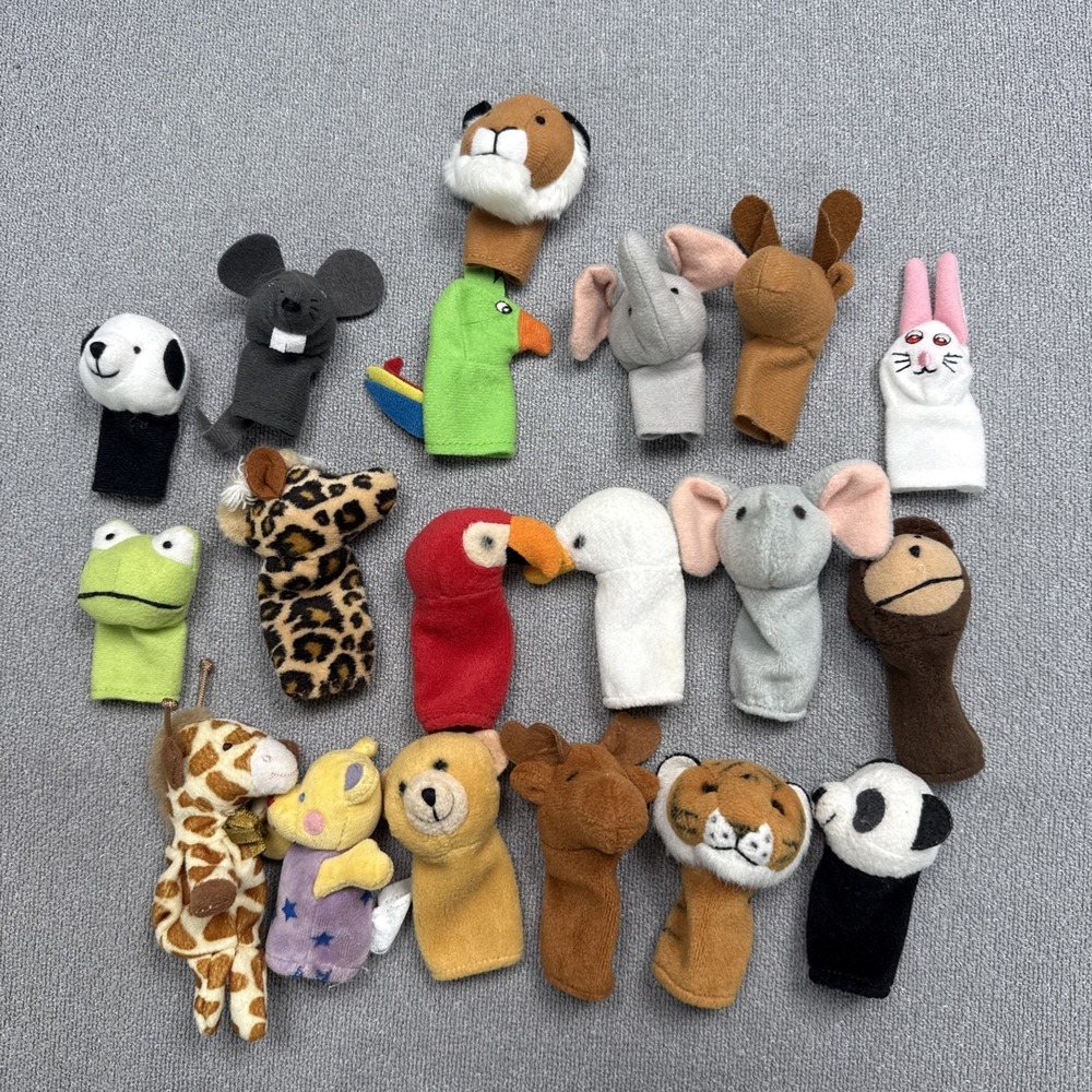 Finger Puppets Animal Plush Barn Animals Wild Animals Educational Toys LOT of 19